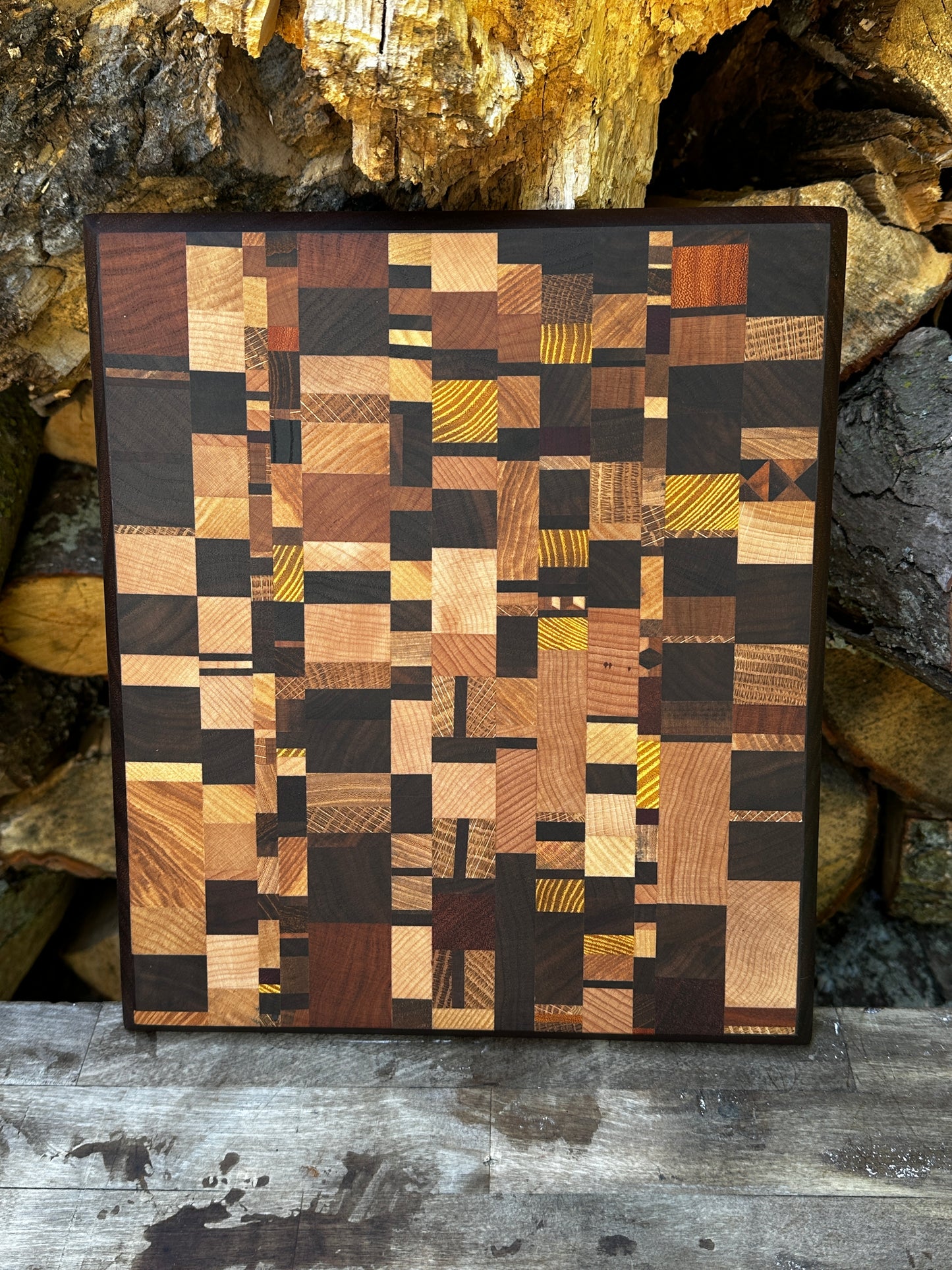 "Crosscut" Cutting Board