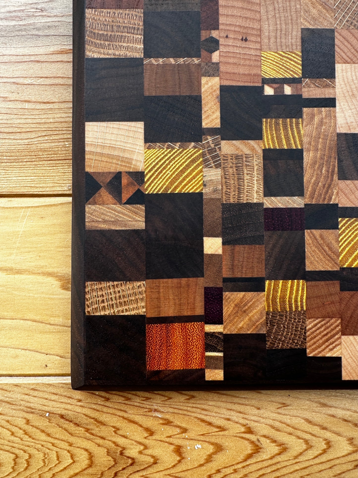"Crosscut" Cutting Board