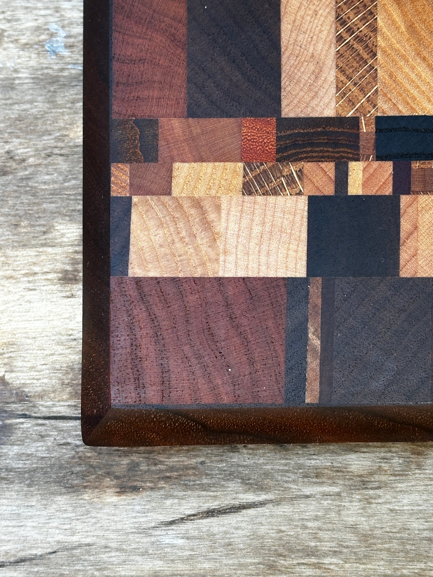 "Crosscut" Cutting Board